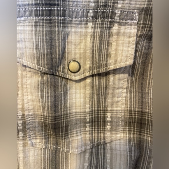 Vintage Men’s Lucky Plaid Snap Front Long Sleeved Shirt. Size Large. Gray&Cream. - Picture 6 of 6